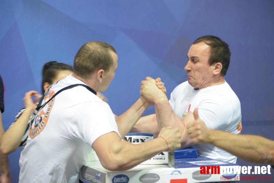 Russian National Championships 2014 - left hand # Armwrestling # Armpower.net