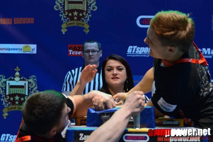 XV Puchar Polski 2014 - lewa ręka - eliminacje # Siłowanie na ręce # Armwrestling # Armpower.net