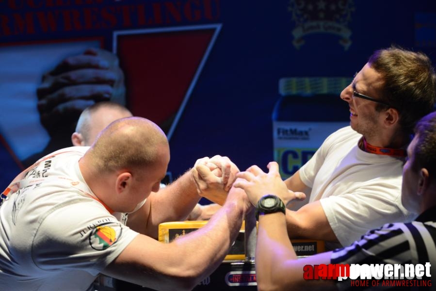 XV Puchar Polski 2014 - lewa ręka - finały # Armwrestling # Armpower.net