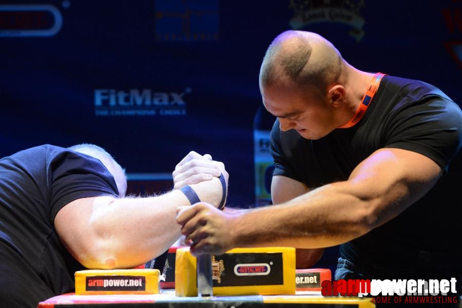 XV Puchar Polski 2014 - prawa ręka - finały # Armwrestling # Armpower.net