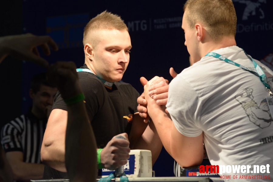 XV MISTRZOSTWA POLSKI - LEWA RĘKA # Siłowanie na ręce # Armwrestling # Armpower.net