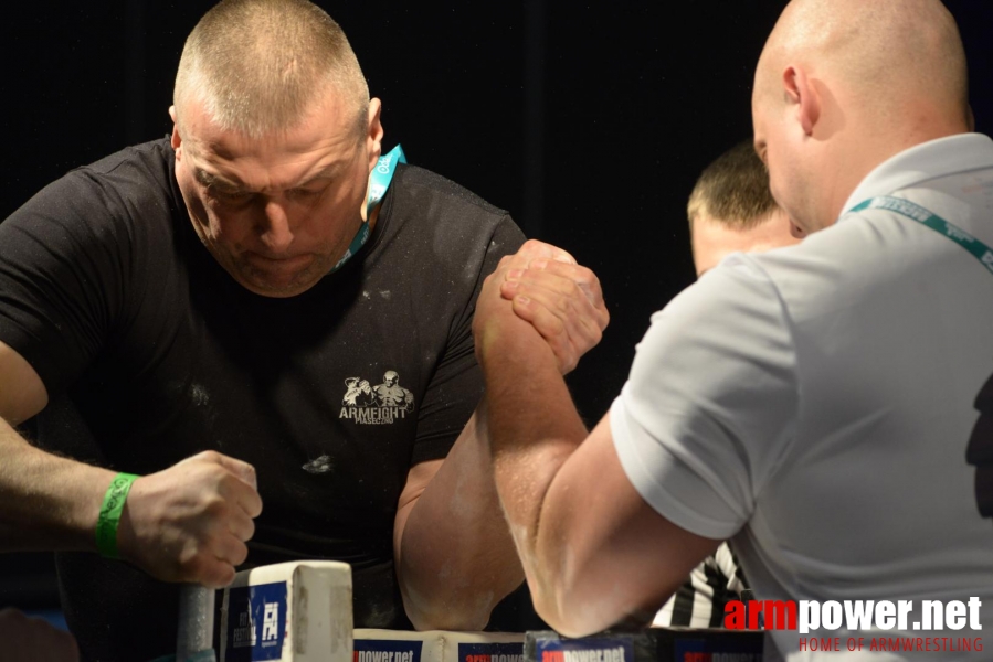 XV MISTRZOSTWA POLSKI - LEWA RĘKA # Siłowanie na ręce # Armwrestling # Armpower.net