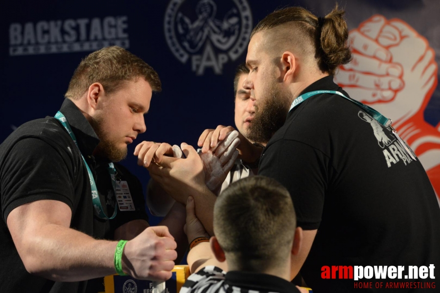 XV MISTRZOSTWA POLSKI - LEWA RĘKA # Armwrestling # Armpower.net