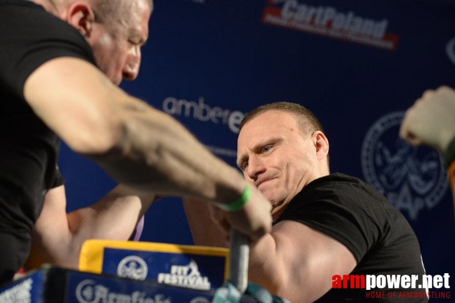 XV MISTRZOSTWA POLSKI - LEWA RĘKA # Siłowanie na ręce # Armwrestling # Armpower.net