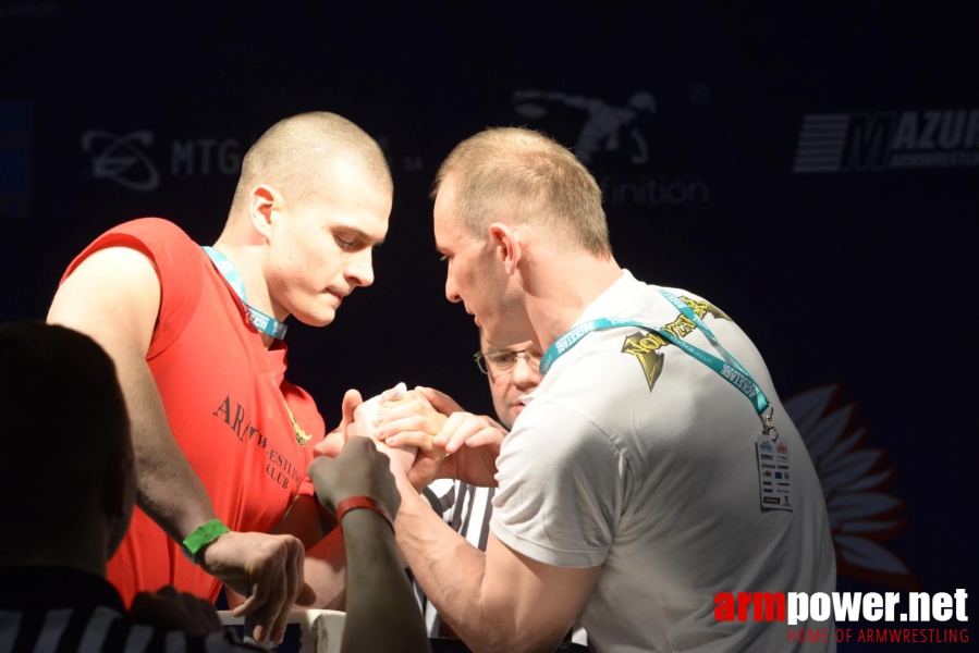 XV MISTRZOSTWA POLSKI - LEWA RĘKA # Siłowanie na ręce # Armwrestling # Armpower.net