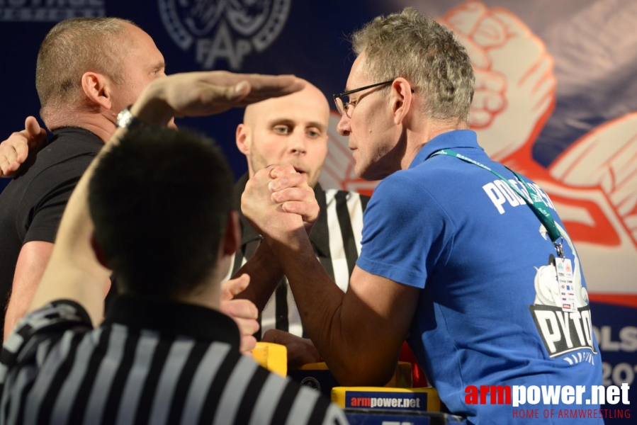 XV MISTRZOSTWA POLSKI - LEWA RĘKA # Siłowanie na ręce # Armwrestling # Armpower.net