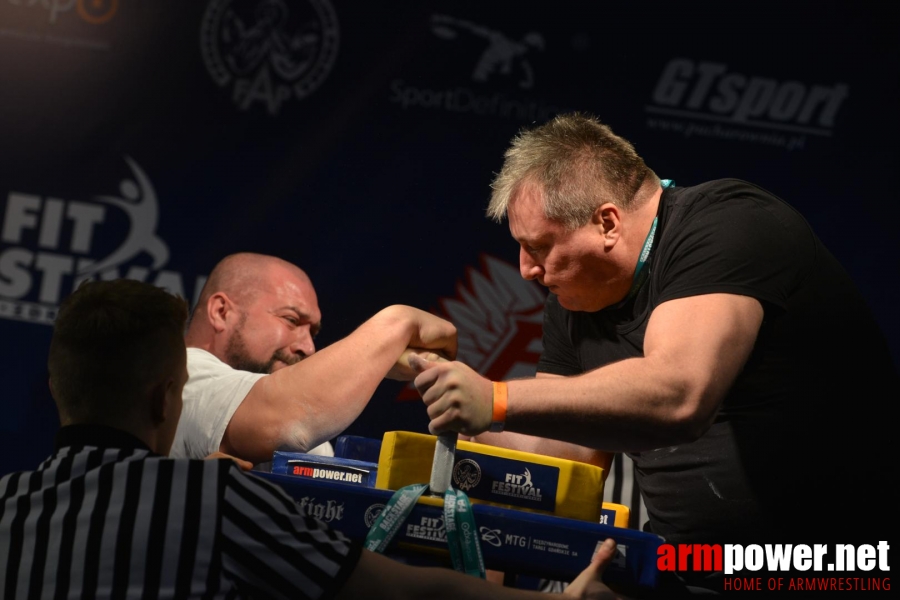 XV MISTRZOSTWA POLSKI - PRAWA RĘKA # Siłowanie na ręce # Armwrestling # Armpower.net