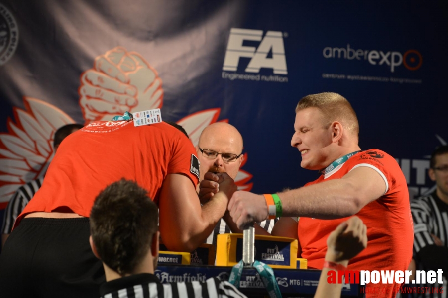 XV MISTRZOSTWA POLSKI - PRAWA RĘKA # Siłowanie na ręce # Armwrestling # Armpower.net