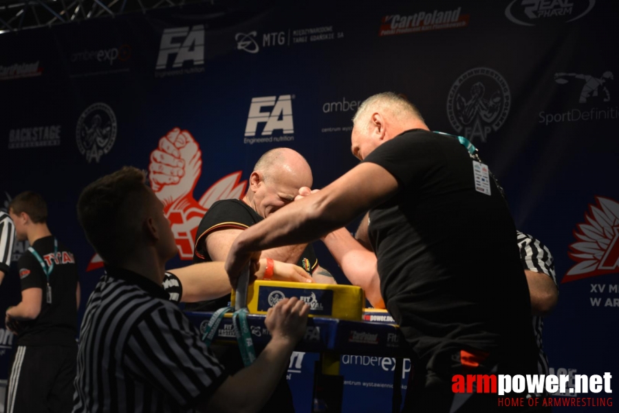 XV MISTRZOSTWA POLSKI - PRAWA RĘKA # Siłowanie na ręce # Armwrestling # Armpower.net