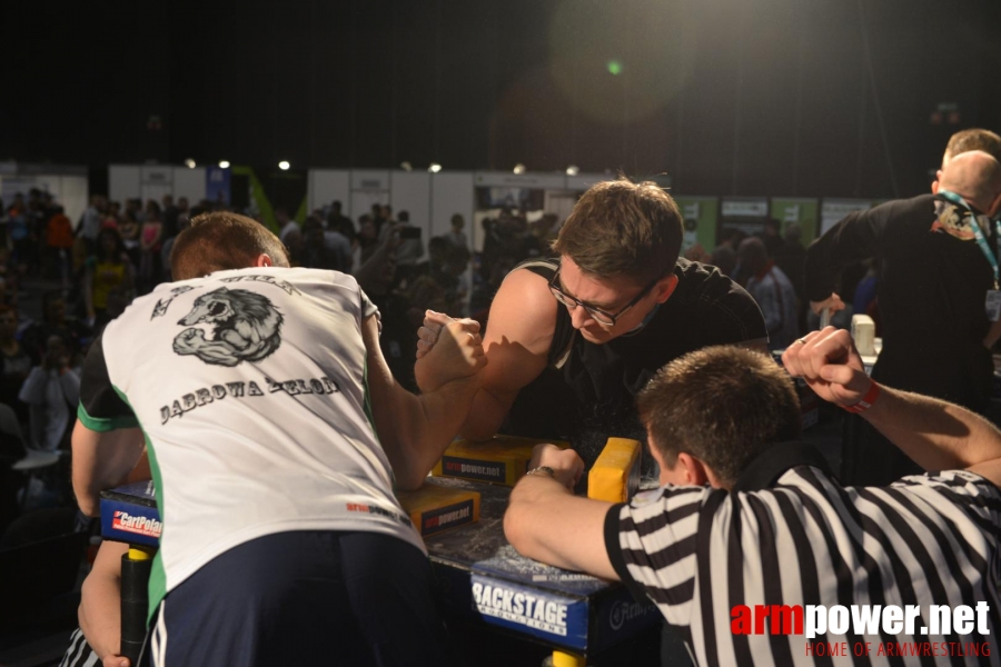 XV MISTRZOSTWA POLSKI - PRAWA RĘKA # Siłowanie na ręce # Armwrestling # Armpower.net