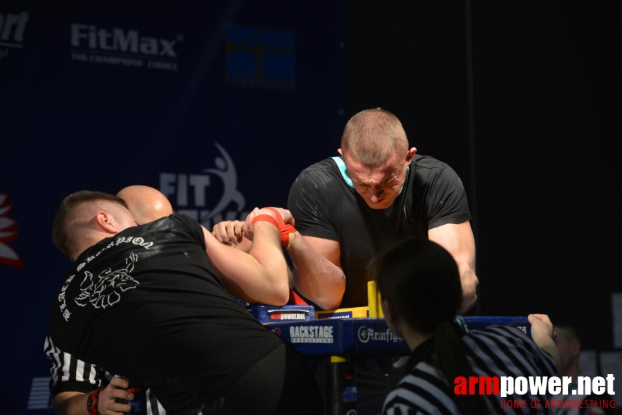 XV MISTRZOSTWA POLSKI - PRAWA RĘKA # Siłowanie na ręce # Armwrestling # Armpower.net