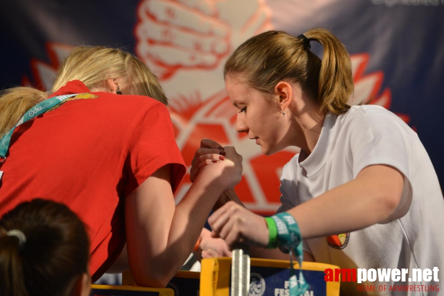 XV MISTRZOSTWA POLSKI - PRAWA RĘKA # Siłowanie na ręce # Armwrestling # Armpower.net