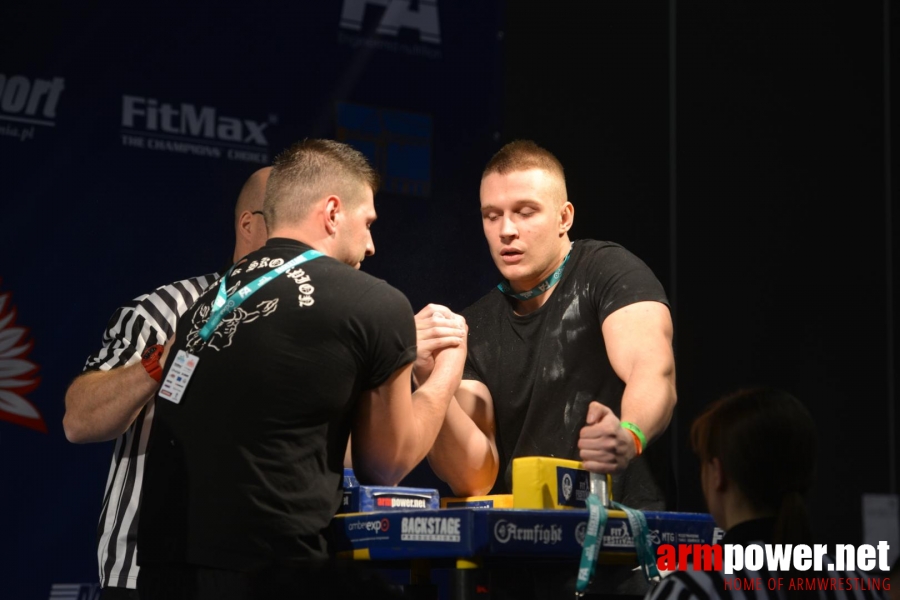 XV MISTRZOSTWA POLSKI - PRAWA RĘKA # Siłowanie na ręce # Armwrestling # Armpower.net