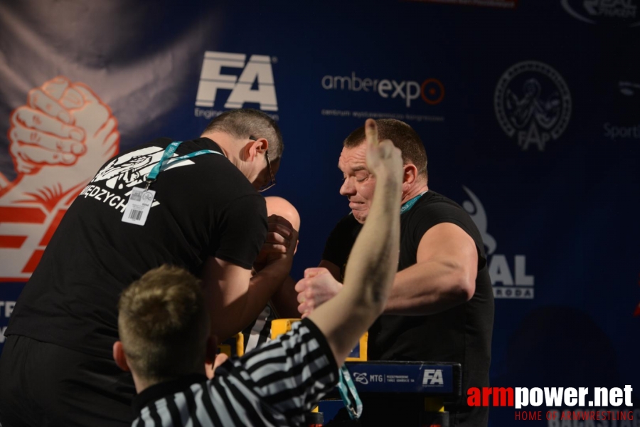 XV MISTRZOSTWA POLSKI - PRAWA RĘKA # Armwrestling # Armpower.net