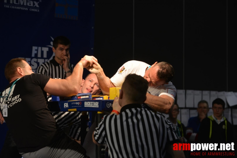 XV MISTRZOSTWA POLSKI - PRAWA RĘKA # Siłowanie na ręce # Armwrestling # Armpower.net