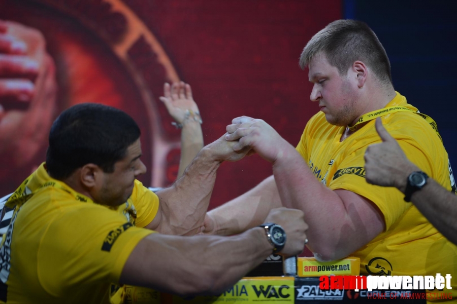 Zloty Tur 2015 - Left Hand # Siłowanie na ręce # Armwrestling # Armpower.net