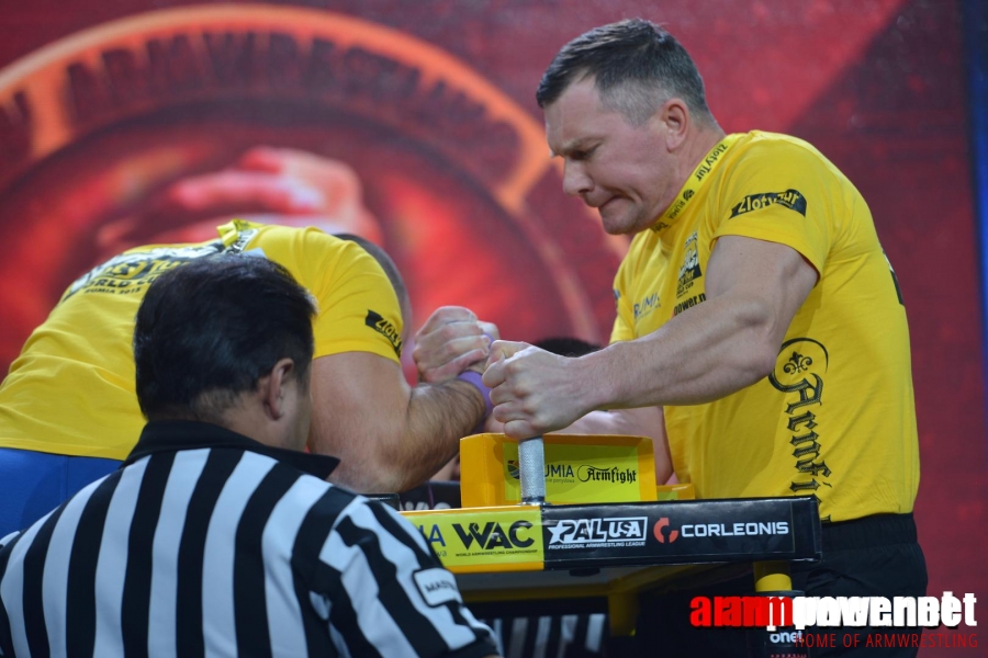 Zloty Tur 2015 - Right Hand # Armwrestling # Armpower.net