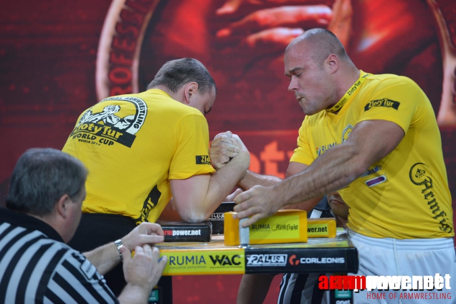 Zloty Tur 2015 - Right Hand # Siłowanie na ręce # Armwrestling # Armpower.net