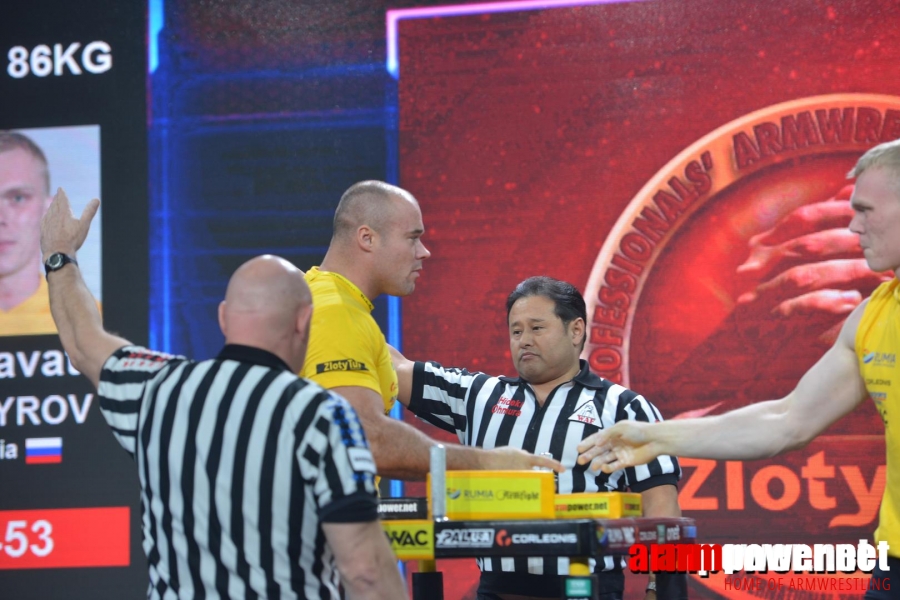 Zloty Tur 2015 - Right Hand # Armwrestling # Armpower.net