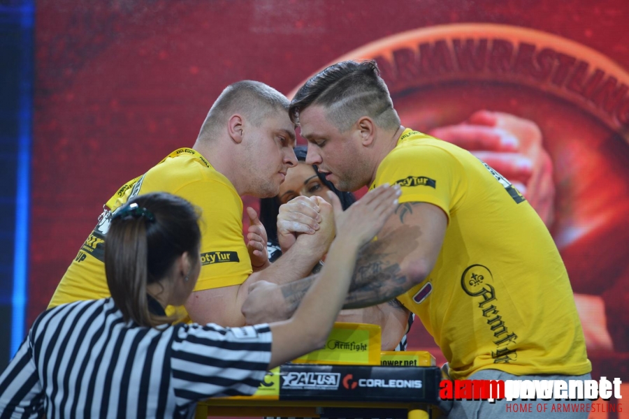 Zloty Tur 2015 - Right Hand # Siłowanie na ręce # Armwrestling # Armpower.net