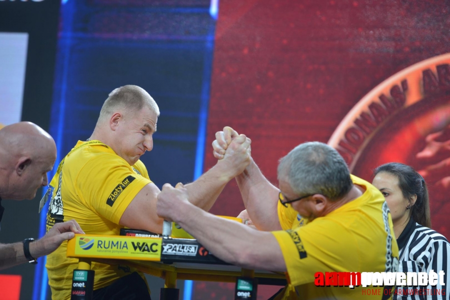 Zloty Tur 2015 - Right Hand # Armwrestling # Armpower.net