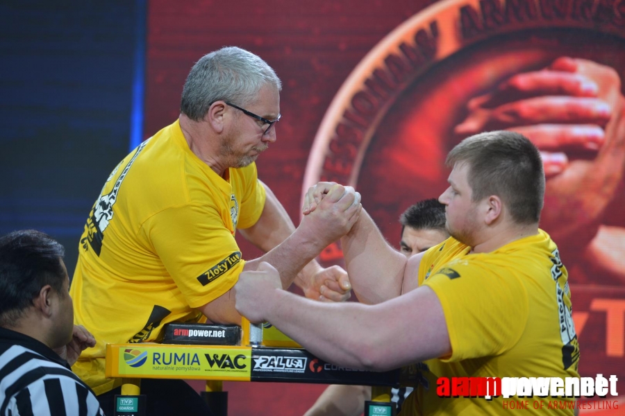 Zloty Tur 2015 - Right Hand # Siłowanie na ręce # Armwrestling # Armpower.net