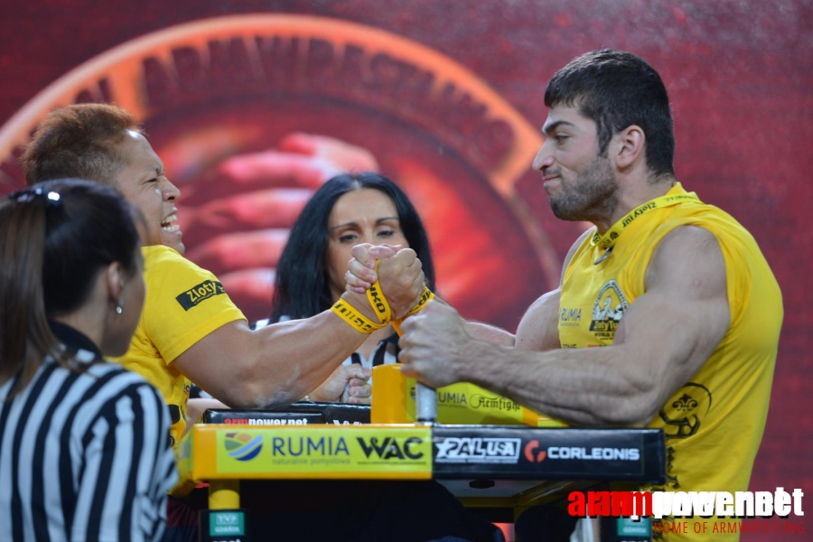 Zloty Tur 2015 - Right Hand # Armwrestling # Armpower.net