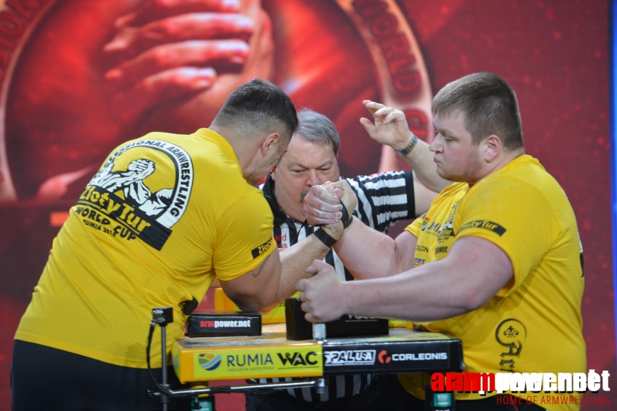 Zloty Tur 2015 - Right Hand # Siłowanie na ręce # Armwrestling # Armpower.net