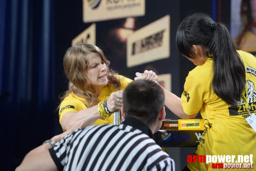 Zloty Tur 2015 by Mark Kazus - Left Hand # Siłowanie na ręce # Armwrestling # Armpower.net