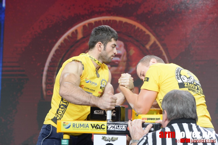 Zloty Tur 2015 by Mark Kazus - Left Hand # Armwrestling # Armpower.net