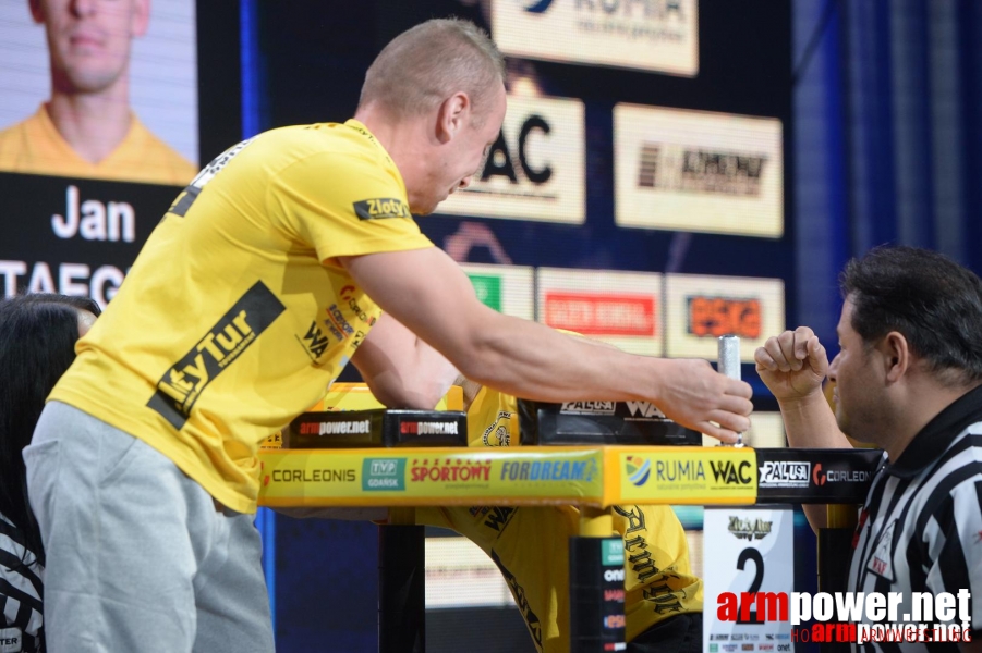 Zloty Tur 2015 by Mark Kazus - Left Hand # Siłowanie na ręce # Armwrestling # Armpower.net