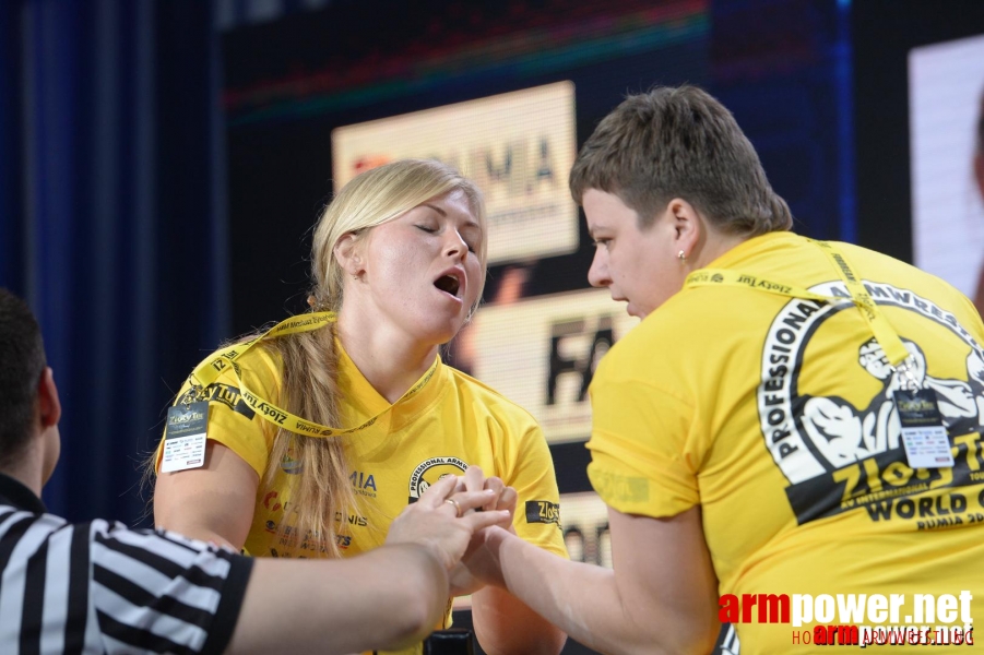 Zloty Tur 2015 by Mark Kazus - Left Hand # Armwrestling # Armpower.net