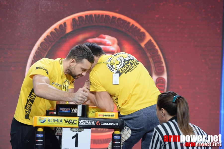 Zloty Tur 2015 by Mark Kazus - Left Hand # Siłowanie na ręce # Armwrestling # Armpower.net