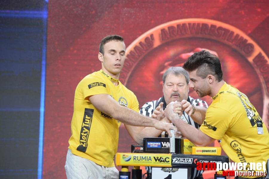 Zloty Tur 2015 by Mark Kazus - Left Hand # Armwrestling # Armpower.net