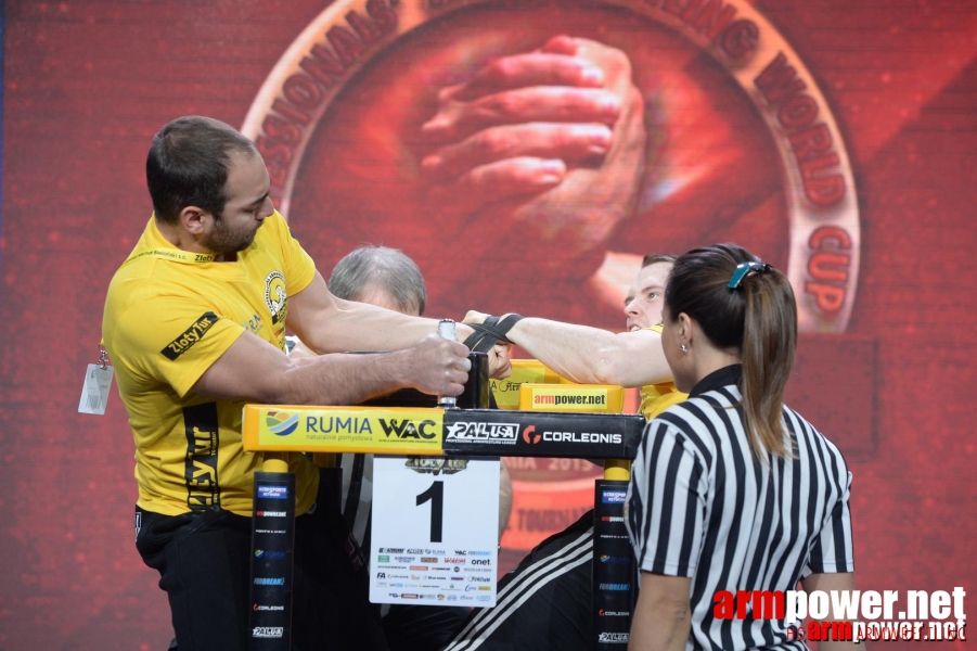 Zloty Tur 2015 by Mark Kazus - Left Hand # Siłowanie na ręce # Armwrestling # Armpower.net