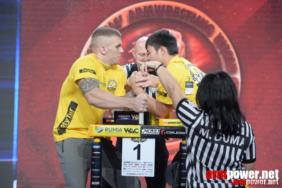 Zloty Tur 2015 by Mark Kazus - Left Hand # Siłowanie na ręce # Armwrestling # Armpower.net