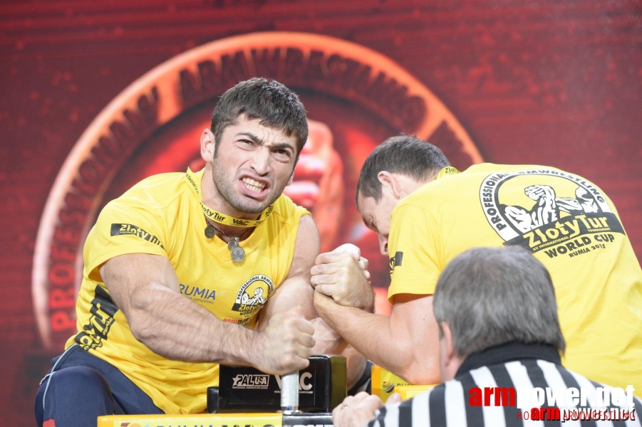 Zloty Tur 2015 by Mark Kazus - Left Hand # Siłowanie na ręce # Armwrestling # Armpower.net