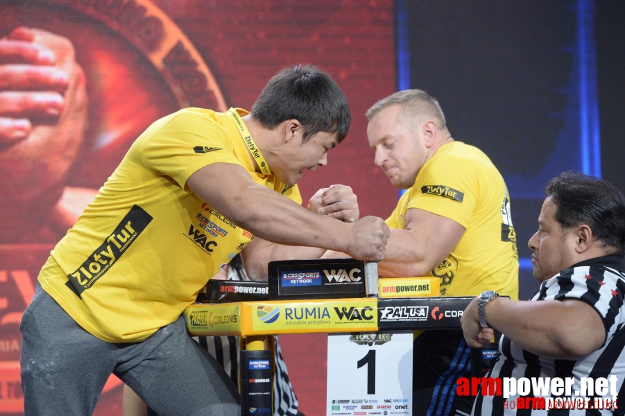 Zloty Tur 2015 by Mark Kazus - Left Hand # Armwrestling # Armpower.net