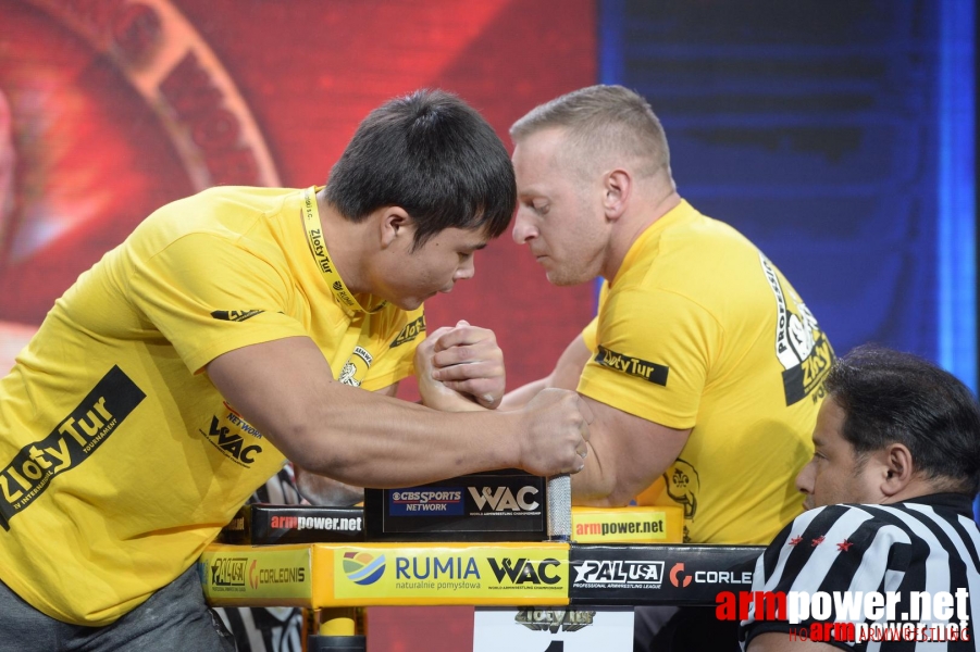 Zloty Tur 2015 by Mark Kazus - Left Hand # Siłowanie na ręce # Armwrestling # Armpower.net