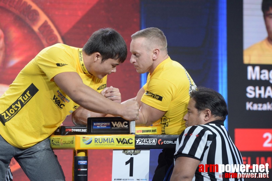 Zloty Tur 2015 by Mark Kazus - Left Hand # Siłowanie na ręce # Armwrestling # Armpower.net