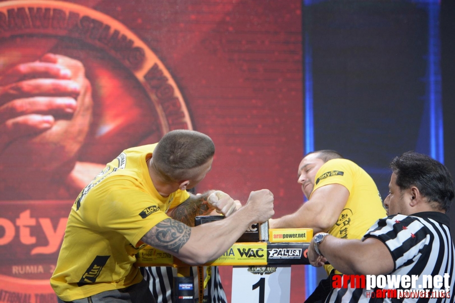 Zloty Tur 2015 by Mark Kazus - Left Hand # Siłowanie na ręce # Armwrestling # Armpower.net