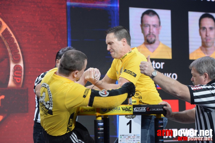 Zloty Tur 2015 by Mark Kazus - Left Hand # Siłowanie na ręce # Armwrestling # Armpower.net