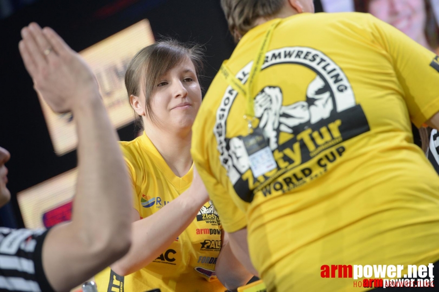 Zloty Tur 2015 by Mark Kazus - Left Hand # Armwrestling # Armpower.net