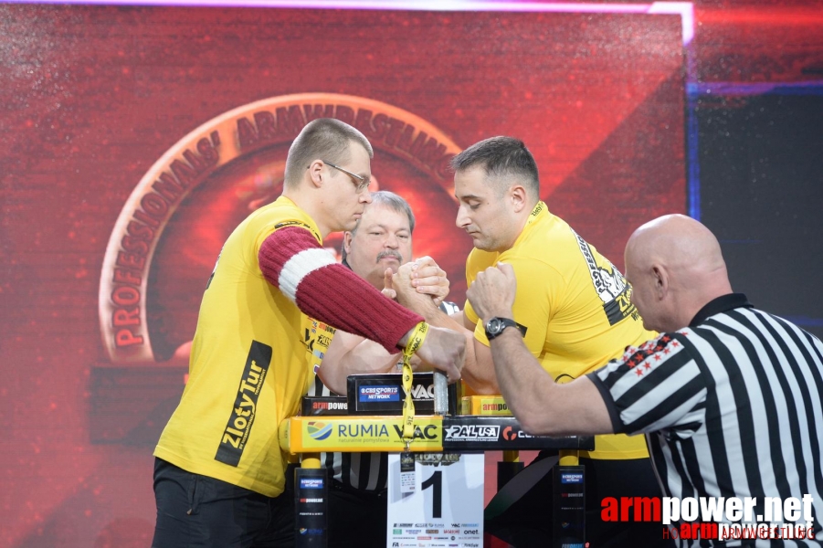 Zloty Tur 2015 by Mark Kazus - Left Hand # Siłowanie na ręce # Armwrestling # Armpower.net