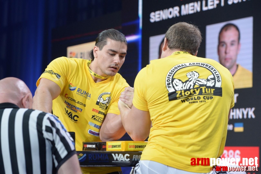 Zloty Tur 2015 by Mark Kazus - Left Hand # Armwrestling # Armpower.net