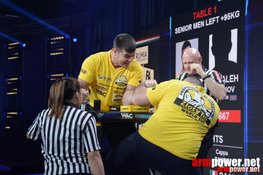 Zloty Tur 2015 by Mark Kazus - Left Hand # Siłowanie na ręce # Armwrestling # Armpower.net