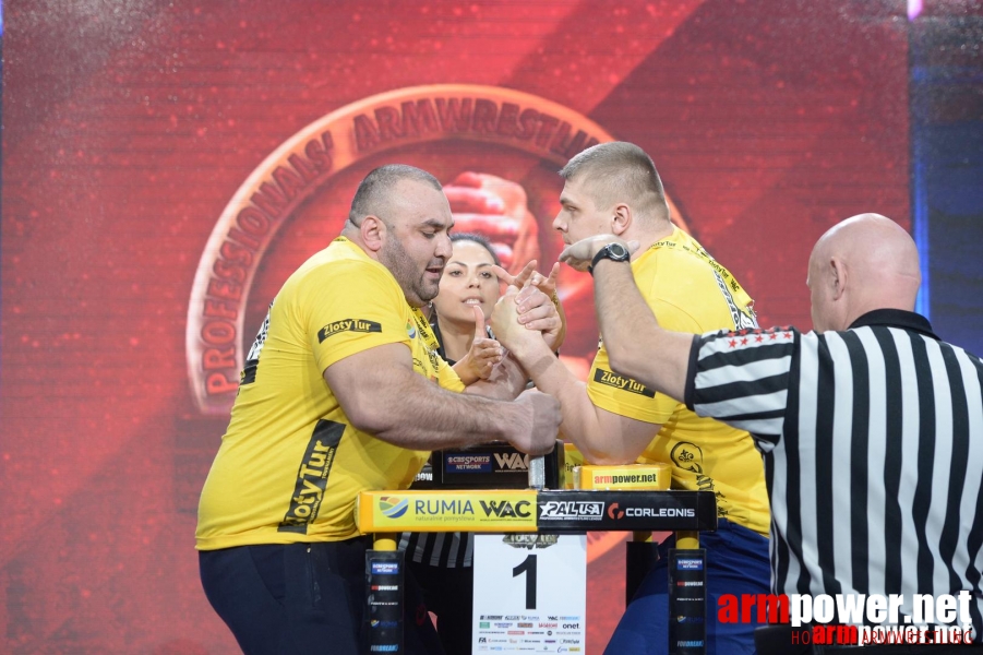 Zloty Tur 2015 by Mark Kazus - Left Hand # Siłowanie na ręce # Armwrestling # Armpower.net