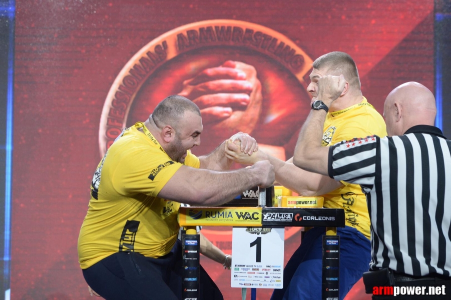 Zloty Tur 2015 by Mark Kazus - Left Hand # Siłowanie na ręce # Armwrestling # Armpower.net