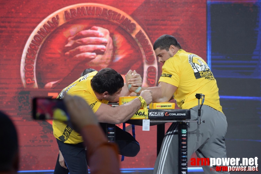 Zloty Tur 2015 by Mark Kazus - Left Hand # Siłowanie na ręce # Armwrestling # Armpower.net