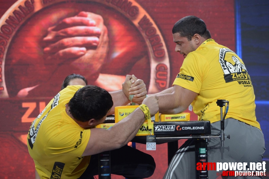 Zloty Tur 2015 by Mark Kazus - Left Hand # Siłowanie na ręce # Armwrestling # Armpower.net